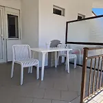 Dimitris & דירה *