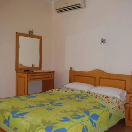 Apartman Dimitris & Vrasná