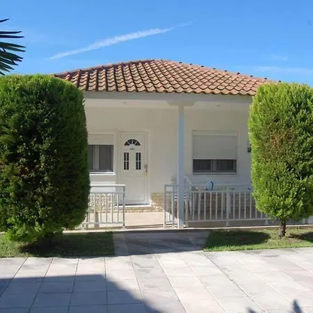 Apartment Dimitris &