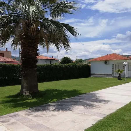 Dimitris & Apartment