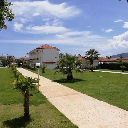 Dimitris & Apartment *