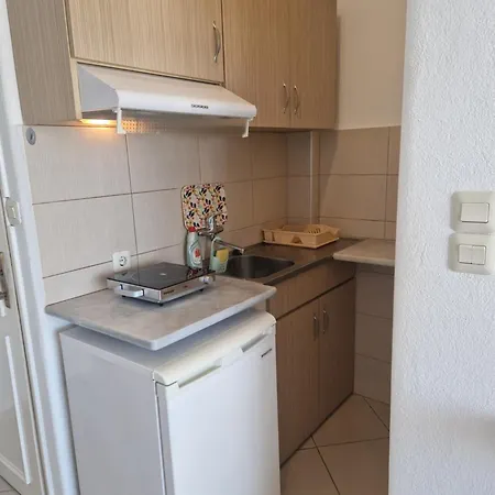 Apartament Dimitris & *